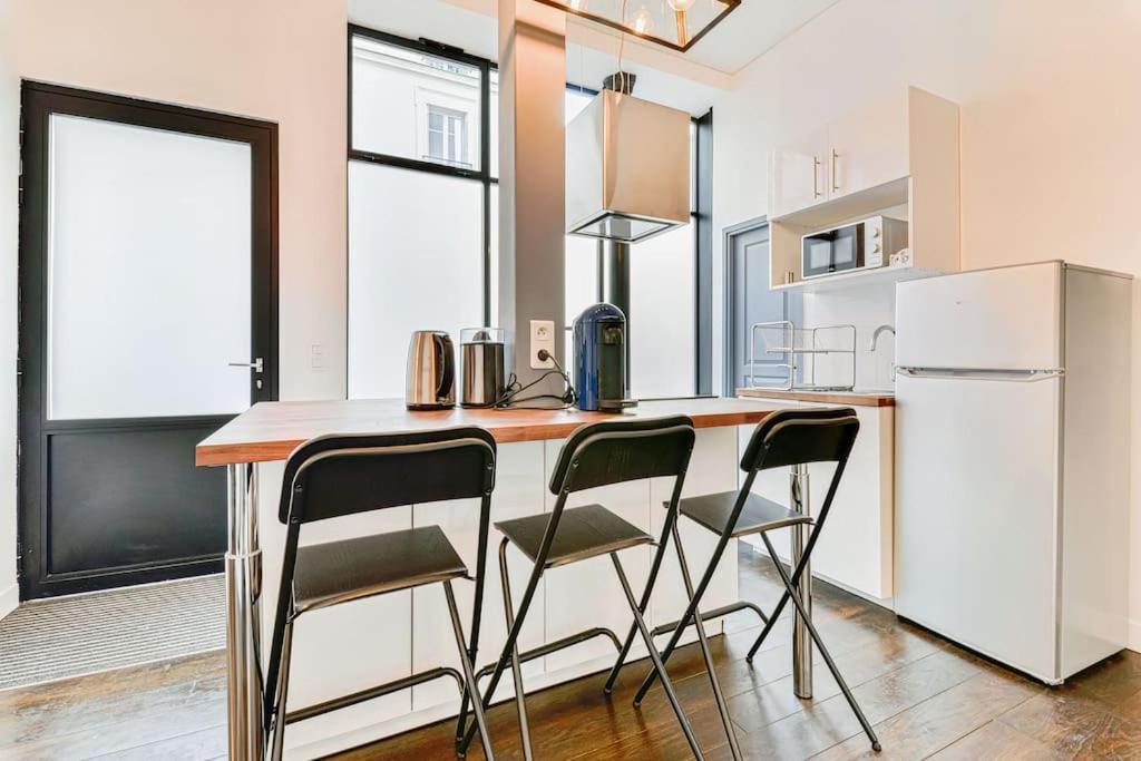 Renovated Design In Montparnasse Appartamento